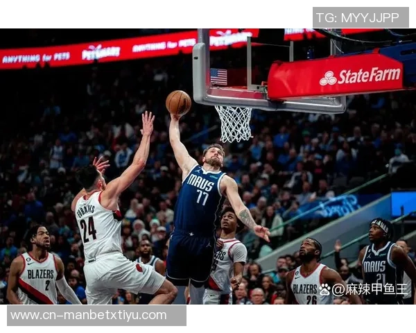 埃奇库姆表现出色如老将10投6中三分5中3罚球10中7砍下22分4篮板5助攻 埃奇库姆表现出色如老将10投6中三分5中3罚球10中7砍下22分4篮板5助攻