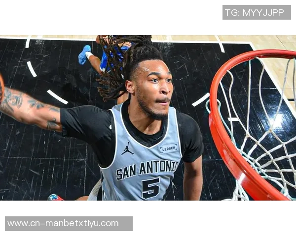 追梦与文班齐肩并进卡斯尔重塑马刺赢球文化的重要角色 追梦与文班齐肩并进卡斯尔重塑马刺赢球文化的重要角色